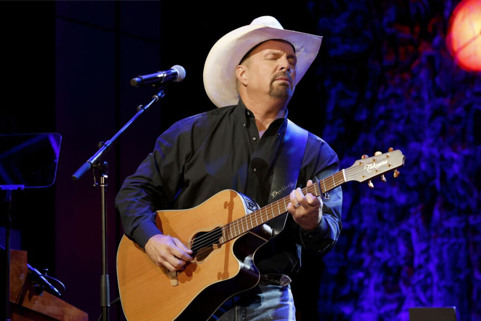 The Country Music Academy has decided to omit Garth Brooks from its list of members. Check the complete story in the comments section.