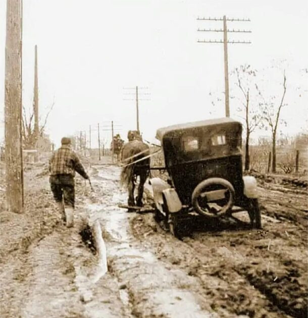 Muddy Roads and Horsepower: Navigating Georgia’s Dixie Highway in the 1920s