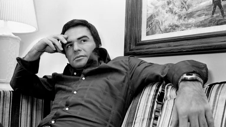 Burt Reynolds’ transition from football to Hollywood, per September 2025 entertainment news.